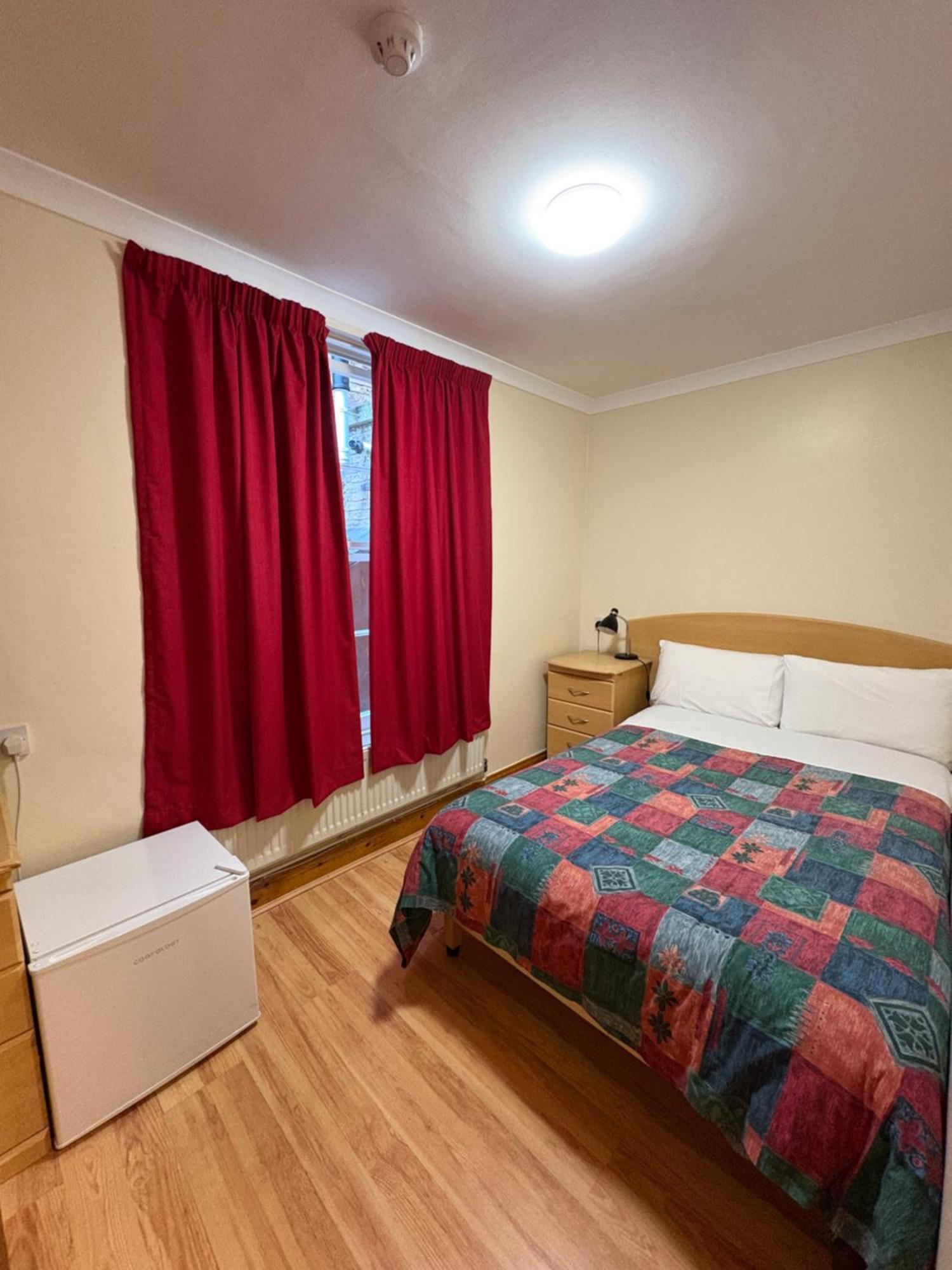 European Hotel Лондон Экстерьер фото